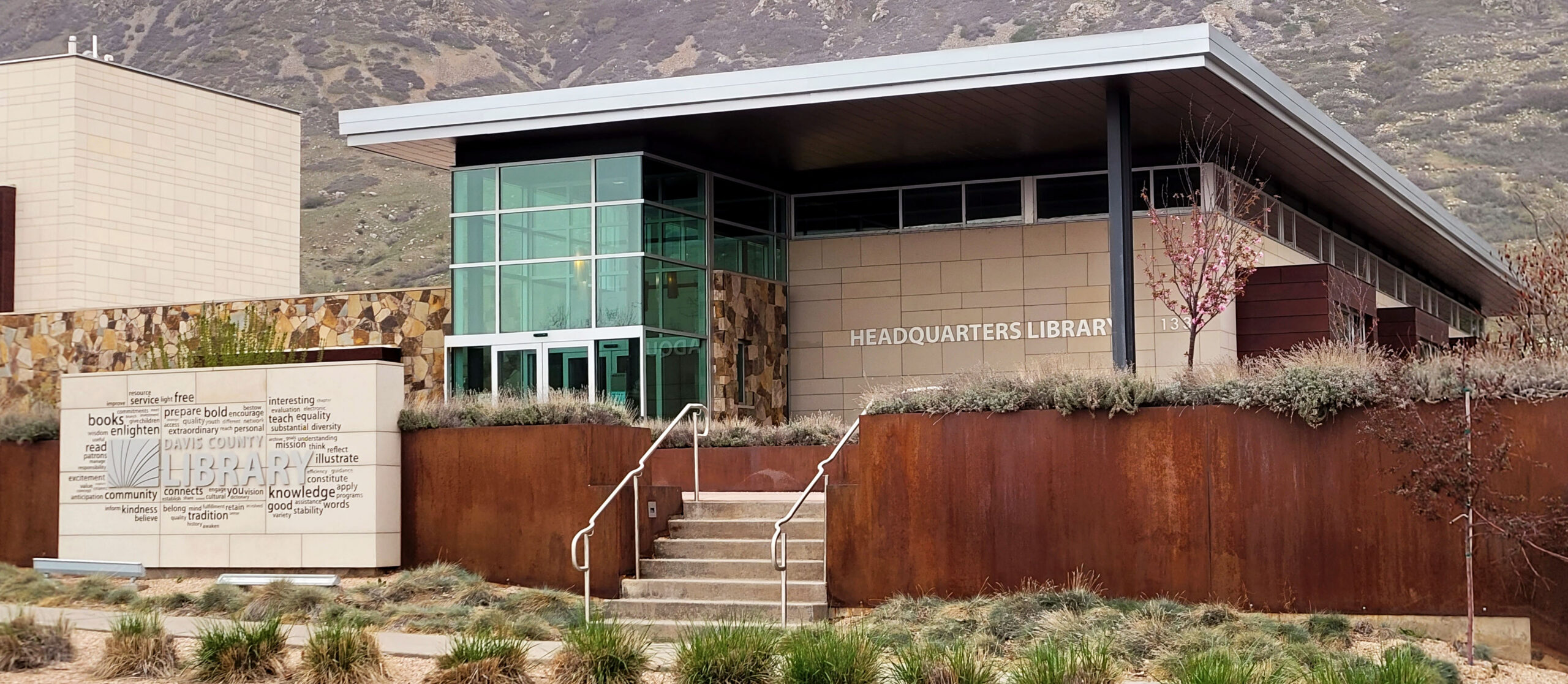 Davis County Library Headquarters, Layton